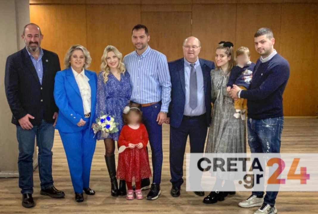 Παντρεύτηκε τον εκλεκτό της καρδιάς της Σπύρο η Νίκη Μπελαδάκη