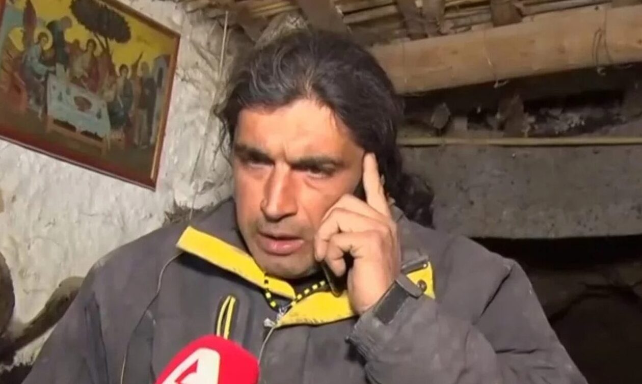 Στο «Παίδων» ο Παλαιοχριστιανός Μανώλης - Δεν τον αφήνει η ΕΛΑΣ να δει το παιδί του