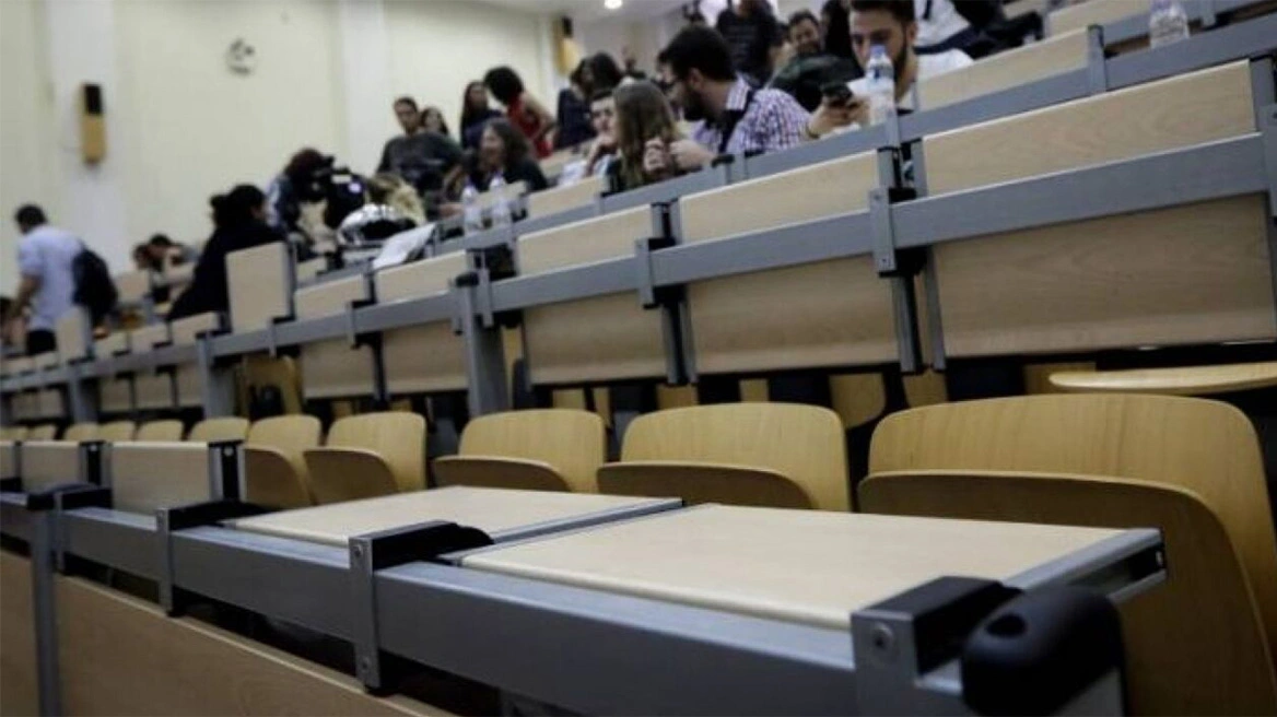 To Σωματείο Ξενοδοχοϋπαλλήλων Ν. Ηρακλείου βραβεύει τους επιτυχόντες στην τριτοβάθμια εκπαίδευση