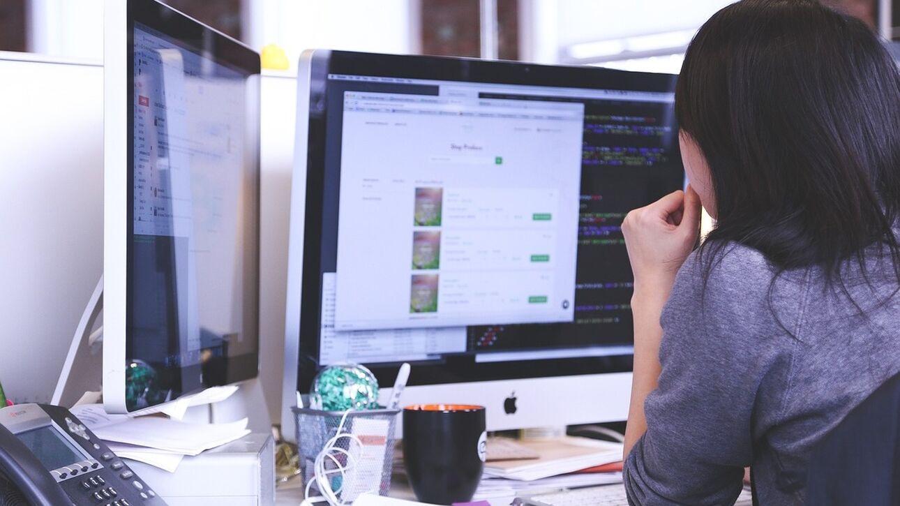 ΔΥΠΑ: Σε ποιες επιχειρήσεις δίνονται επιπλέον επιχορηγήσεις 14.800 ευρώ