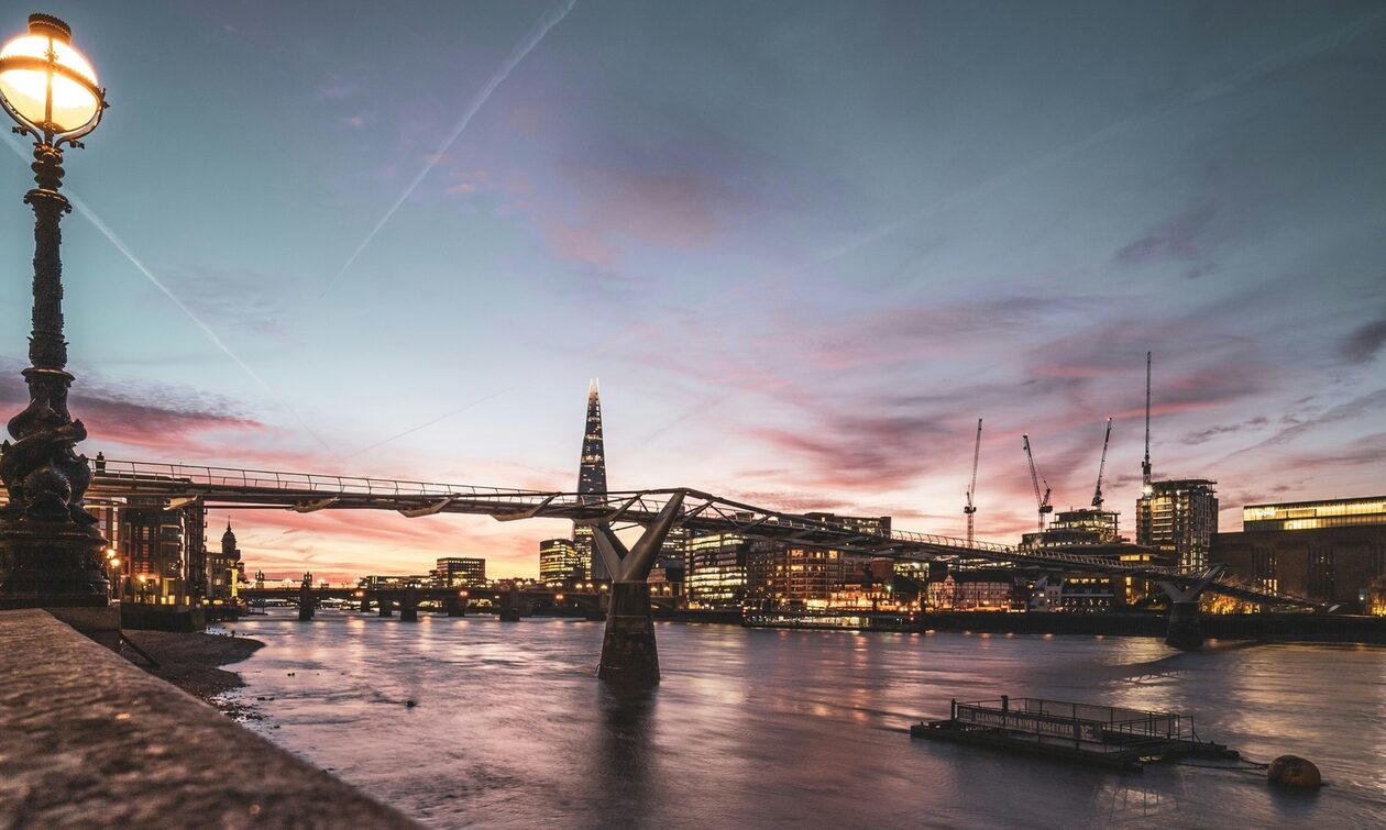 Ξεβράζουν νεκρούς τα νερά του Λονδίνου - Κάθε χρόνο ανασύρονται περίπου 30 πτώματα