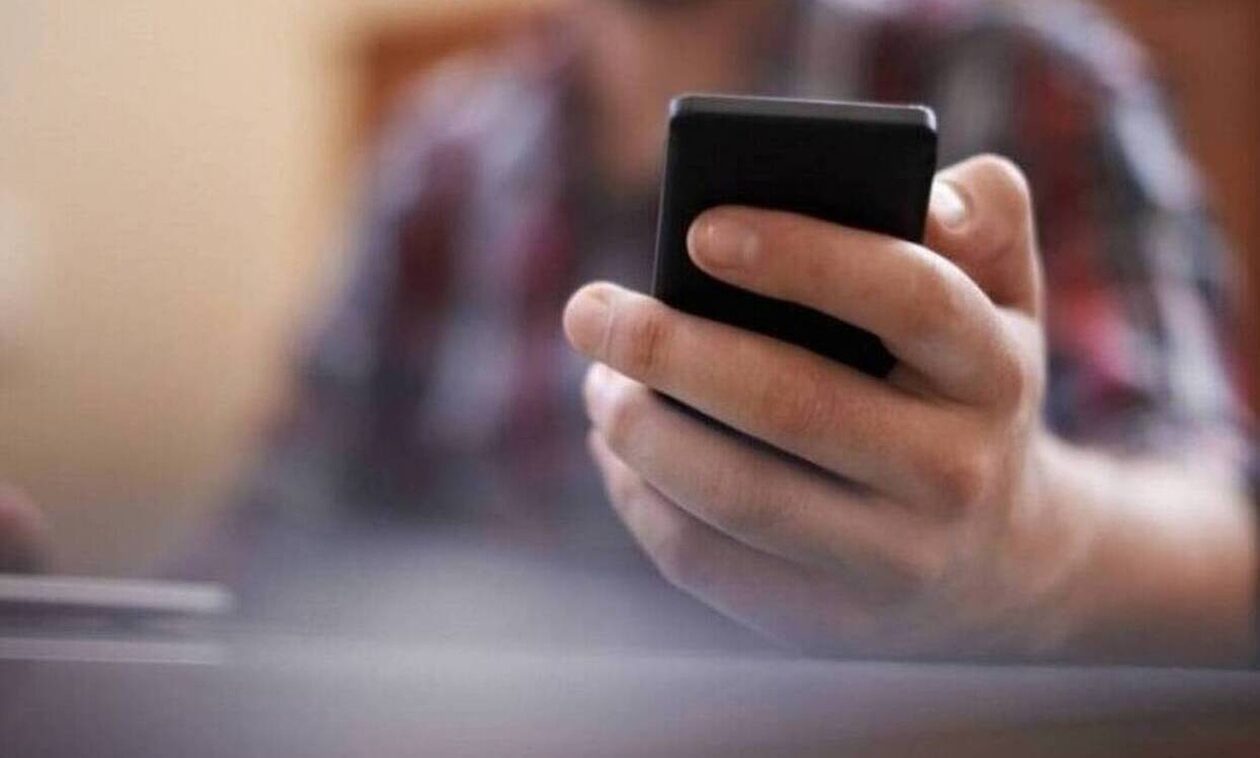 Άγνωστος τσέπωσε 8.000 ευρώ από 84χρονη προσποιούμενος τον λογιστή της