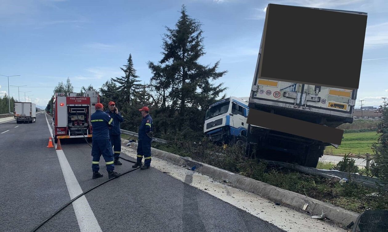 Εκτροπή νταλίκας – Στο νοσοκομείο ο οδηγός
