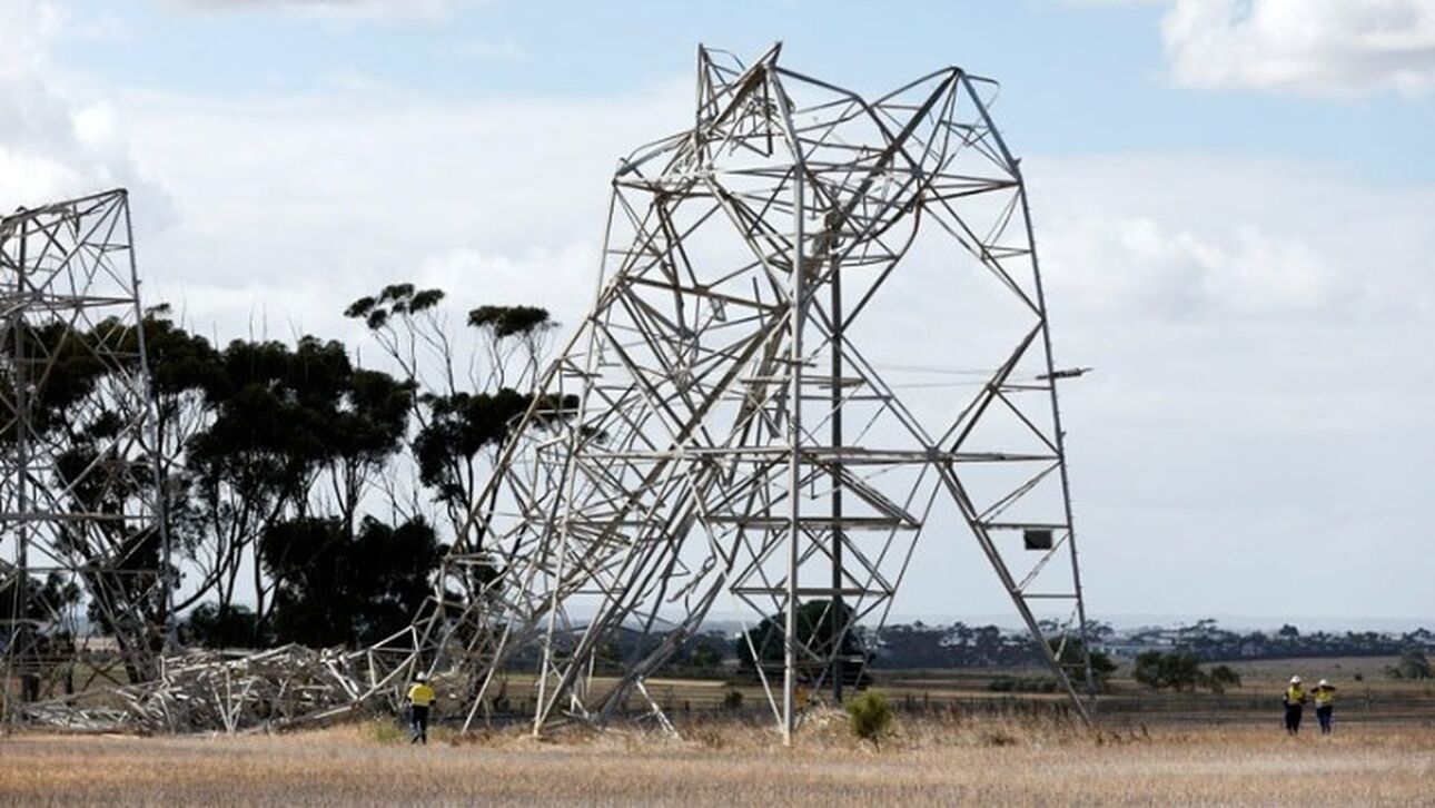 Αυστραλία: Ένας νεκρός, 285.000 άνθρωποι χωρίς ρεύμα εξαιτίας κακοκαιρίας και πυρκαγιών