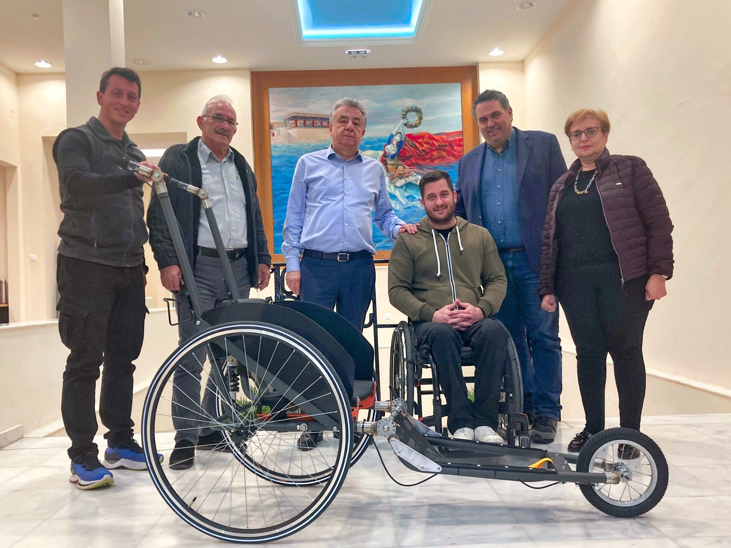 Με τη στήριξη της Περιφέρειας Κρήτης για το παγκόσμιο ρεκόρ εικοσιτετράωρου με αμαξίδιο