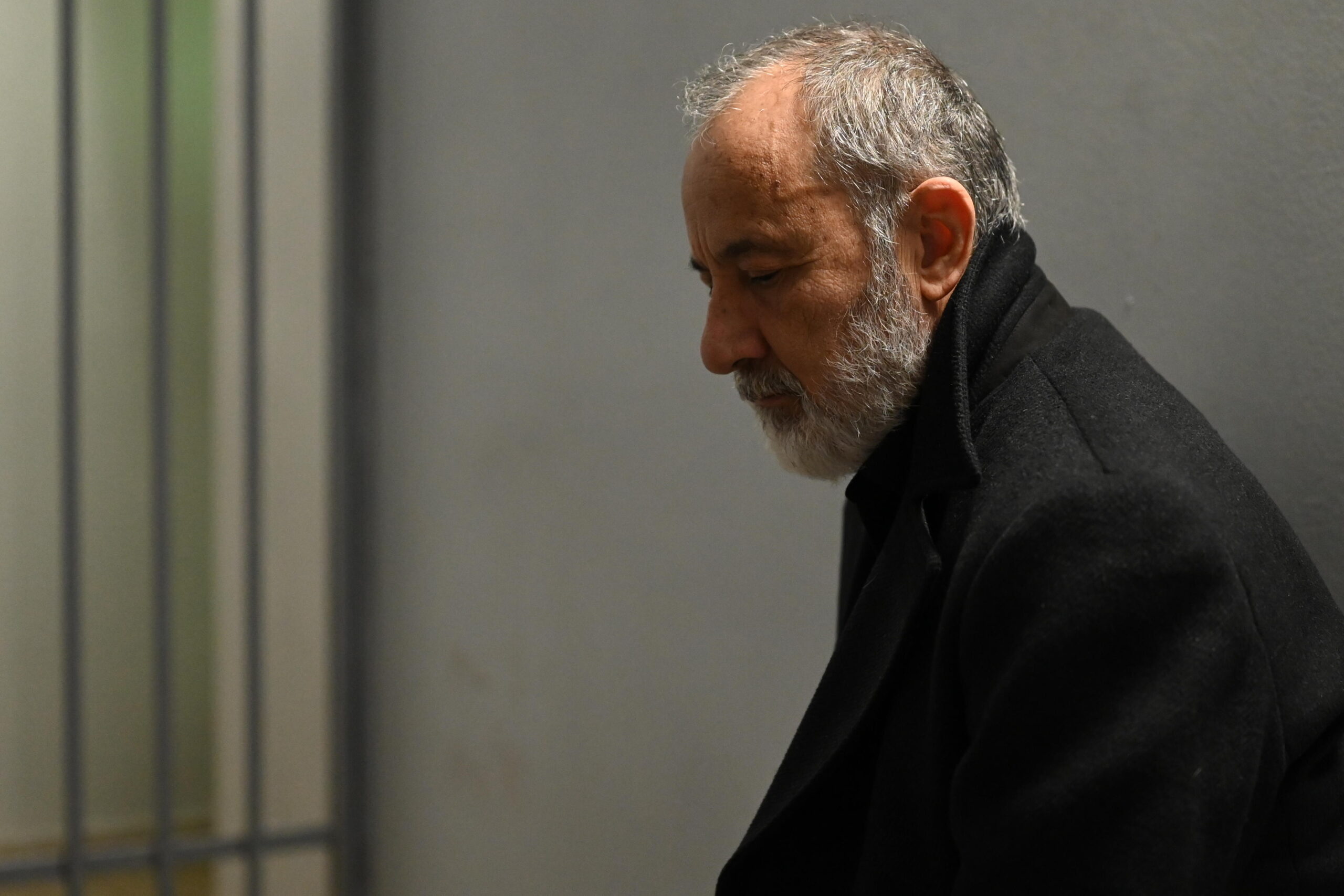 Σασμός: Ο Χρήστος κάνει έφοδο στο οινοποιείο-Ο Παύλος οδηγείται στο τμήμα!