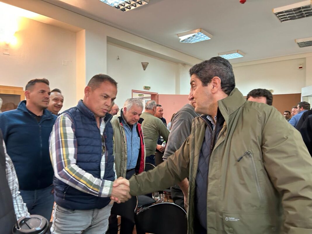 Σταθερή θέση του ΥπΑΑΤ για διάλογο, με ανοιχτούς δρόμους, με αντιπροσωπεία αγροτών από τα μπλόκα