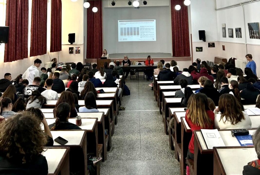 Δράσεις των Σχολείων Πρέσβεις του Ευρωπαϊκού Κοινοβουλίου με αφορμή την Παγκόσμια Ημέρα των Δικαιωμάτων των Γυναικών