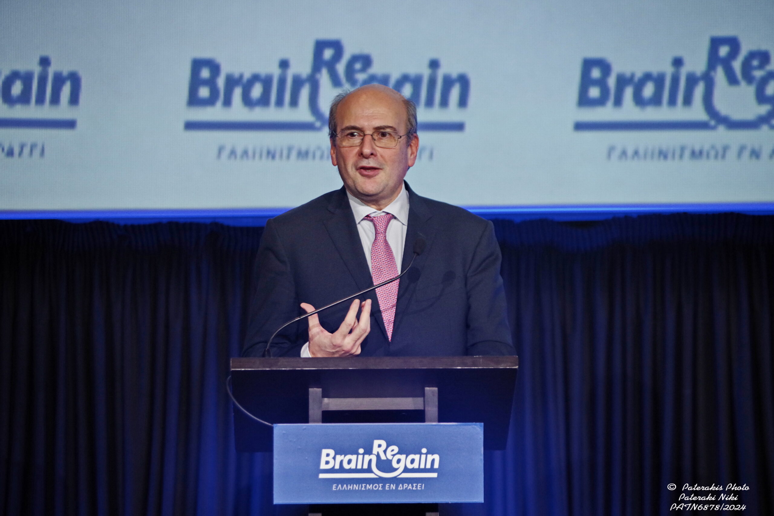 Κ. Χατζηδάκης: Οι 350.000 από τις 600.000 από τη γενιά του brain drain έχουν γυρίσει – Υψηλής εξειδίκευσης οι 6 στις 10 νέες θέσεις εργασίας