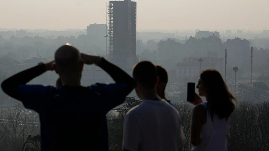 Ποιες χώρες ήταν οι πιο μολυσμένες το 2023 – Οι περιοχές της Ελλάδας με την χειρότερη ποιότητα αέρα