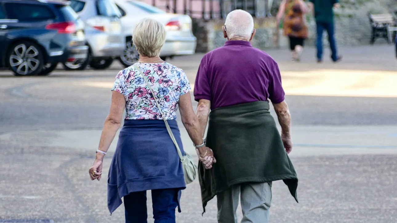 Πρόωρη συνταξιοδότηση: Οι δικαιούχοι και οι αποδοχές – Αναλυτικά παραδείγματα