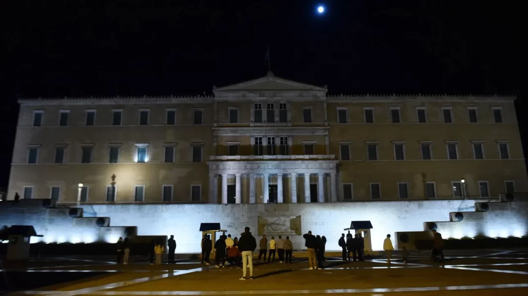 «Ώρα της Γης»: Χιλιάδες φωνές ενώθηκαν για την προστασία των δασών