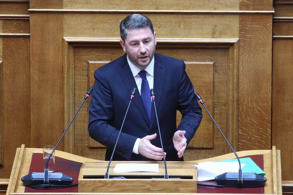 Ανδρουλάκης: Καταθέτουμε πρόταση δυσπιστίας – «Ήρθε η ώρα ο καθένας να αναλάβει την ευθύνη του»