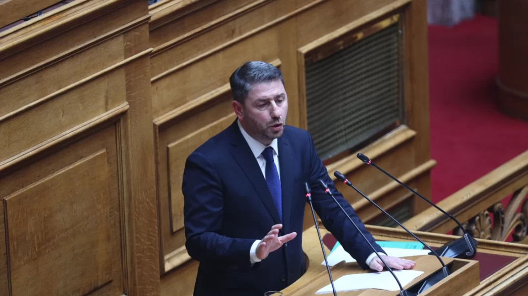 Βουλή - Επίθεση Ανδρουλάκη σε ΝΔ: Εξεταστική παρωδία αυτή για τα Τέμπη, αγέλη εξουσίας η κυβέρνηση