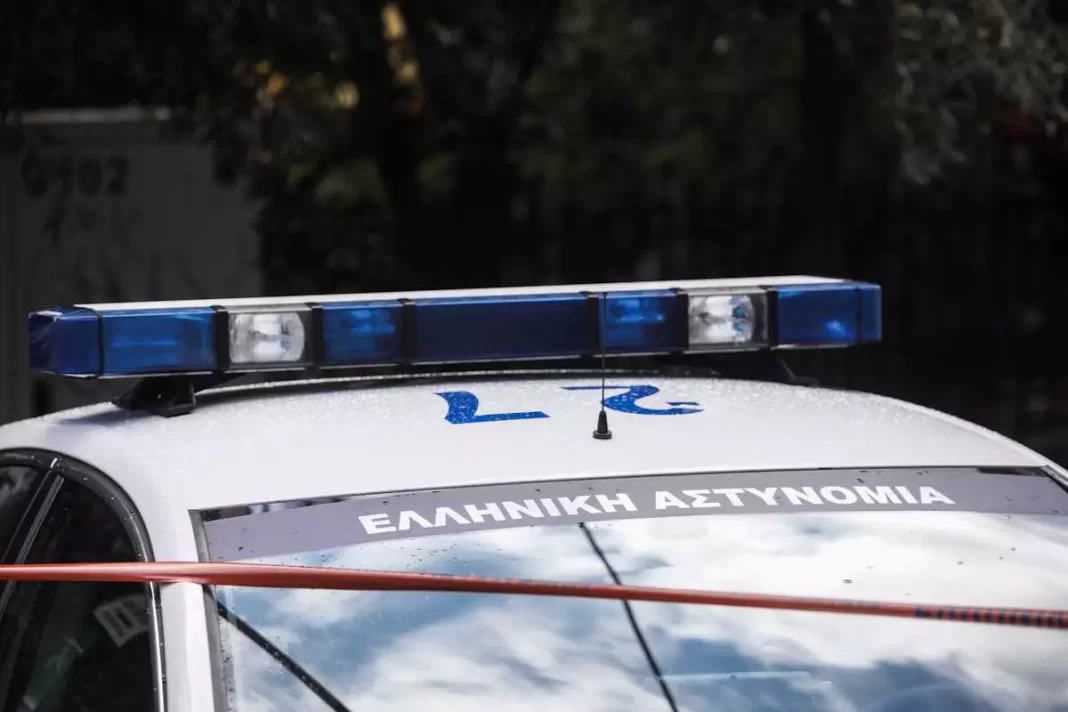 Χειροπέδες σε 43χρονο που λήστευε ηλικιωμένους