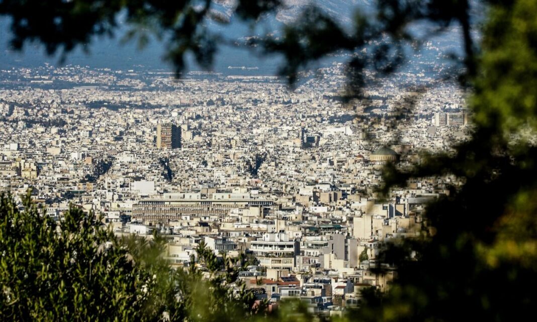 Αγοραπωλησίες ακινήτων: Τα ψιλά γράμματα και τα «κρυφά» έξοδα που ανεβάζουν το κόστος έως 8%