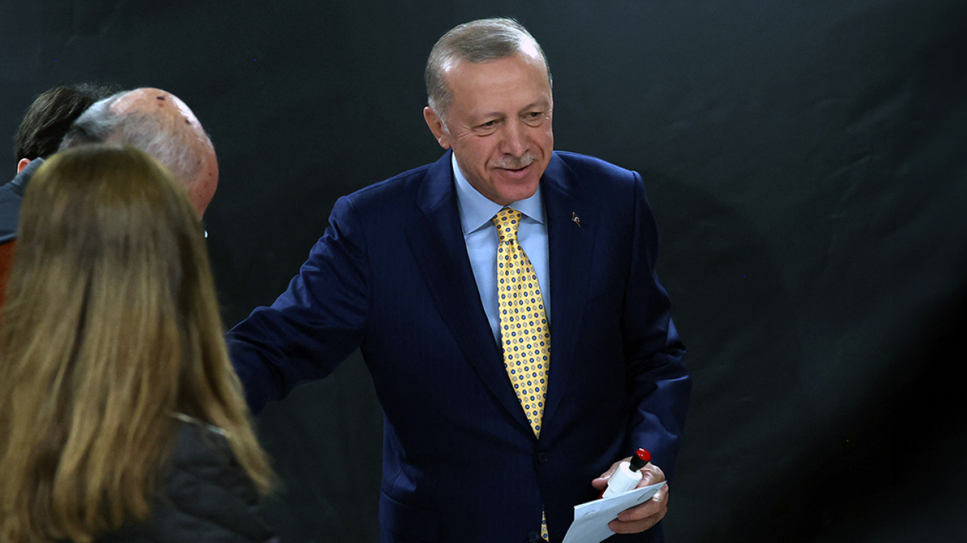 Έκλεισαν οι κάλπες των δημοτικών εκλογών στην Τουρκία – Κρας τεστ για τον Ερντογάν στην Κωνσταντινούπολη
