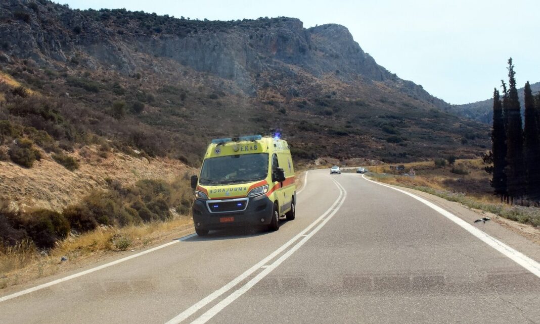 Σημαντική πτώση στους θανάτους από τροχαία στην Ελλάδα την τελευταία τετραετία