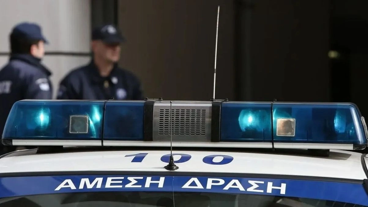 Χειροπέδες σε δύο άντρες για κατοχή ενός κιλού κοκαΐνης