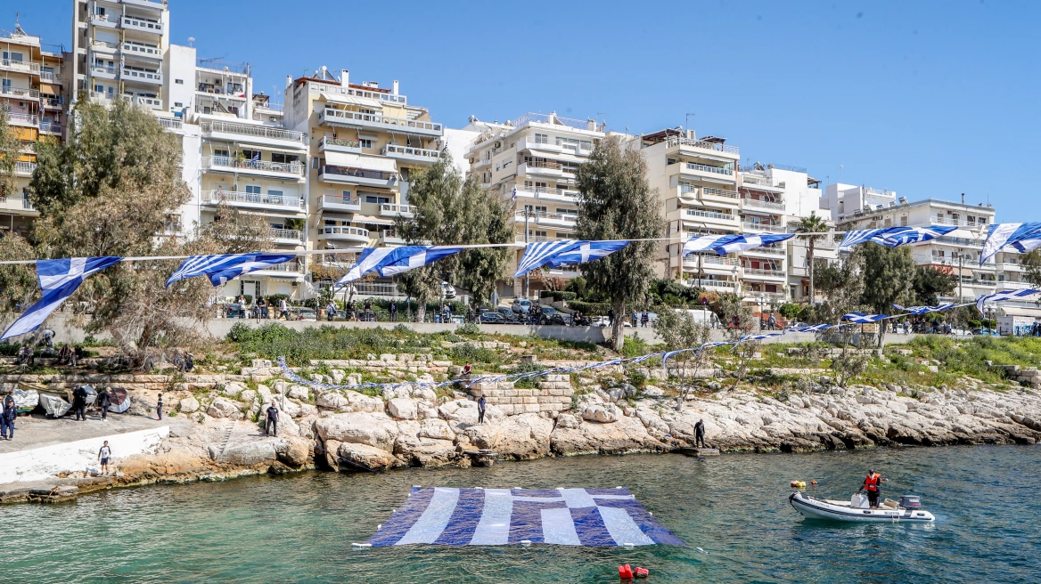 Με τι καιρό θα γίνει η έξοδος για την 25η Μαρτίου – Τι λένε οι μετεωρολόγοι