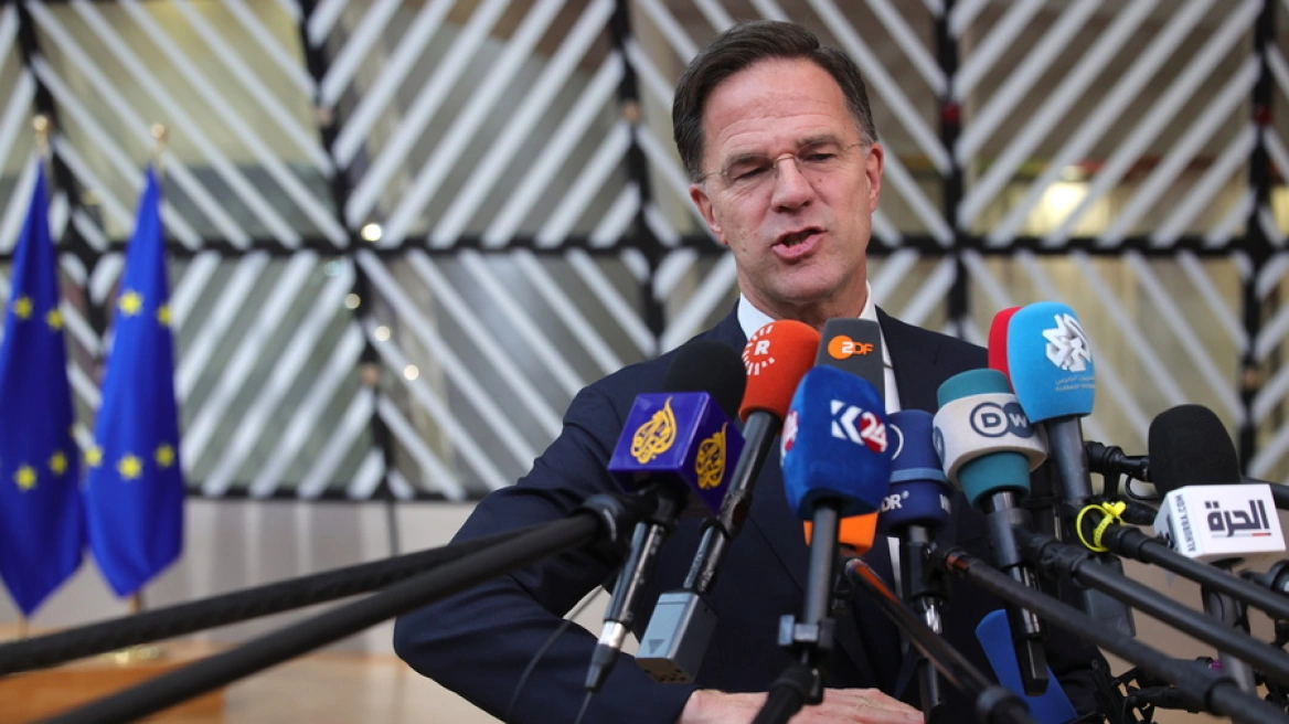 Ρούτε: Η Ολλανδία δεν συμφωνεί με την έκδοση ευρωομολόγων για την άμυνα