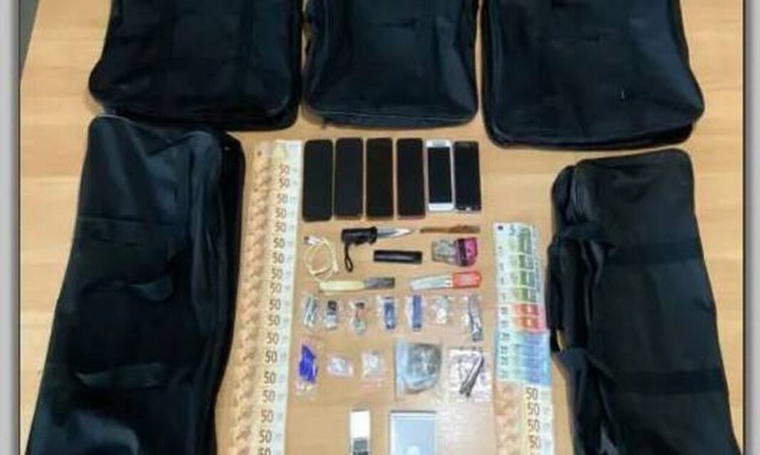 Εξαρθρώθηκε εγκληματική ομάδα που διακινούσε ναρκωτικά σε φυλακές