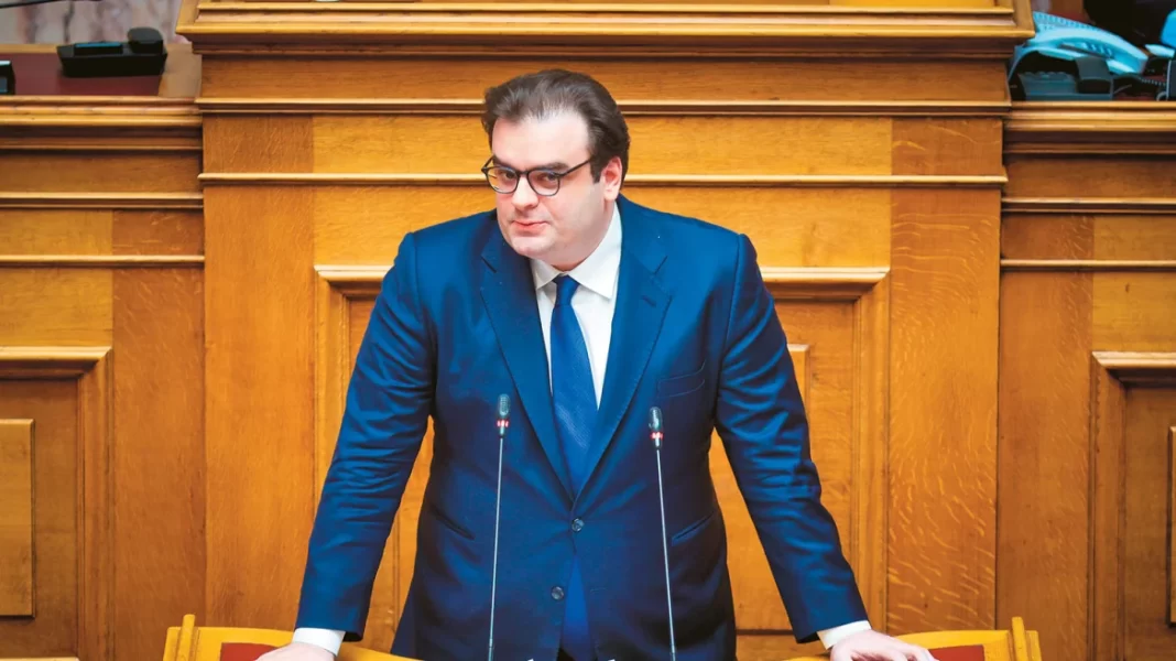 Πιερρακάκης: Βάζω φαρδιά πλατιά την υπογραφή μου πως το νομοσχέδιο θα αυξήσει τις εκπαιδευτικές ευκαιρίες στην Ελλάδα