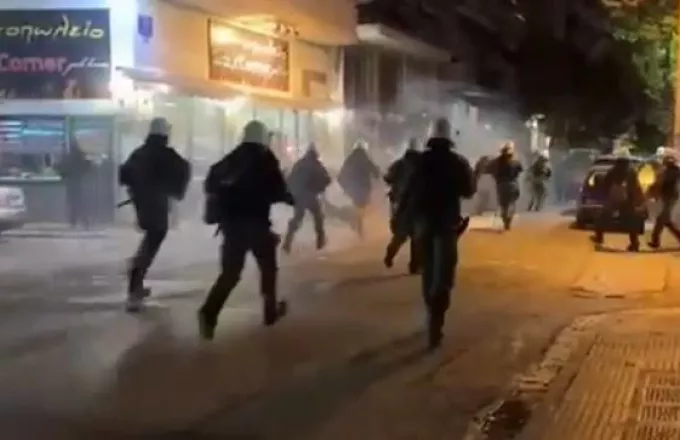 Σεπόλια: Επεισόδια και χημικά στη συγκέντρωση διαμαρτυρίας για την υπόθεση βιασμού της 12χρονης