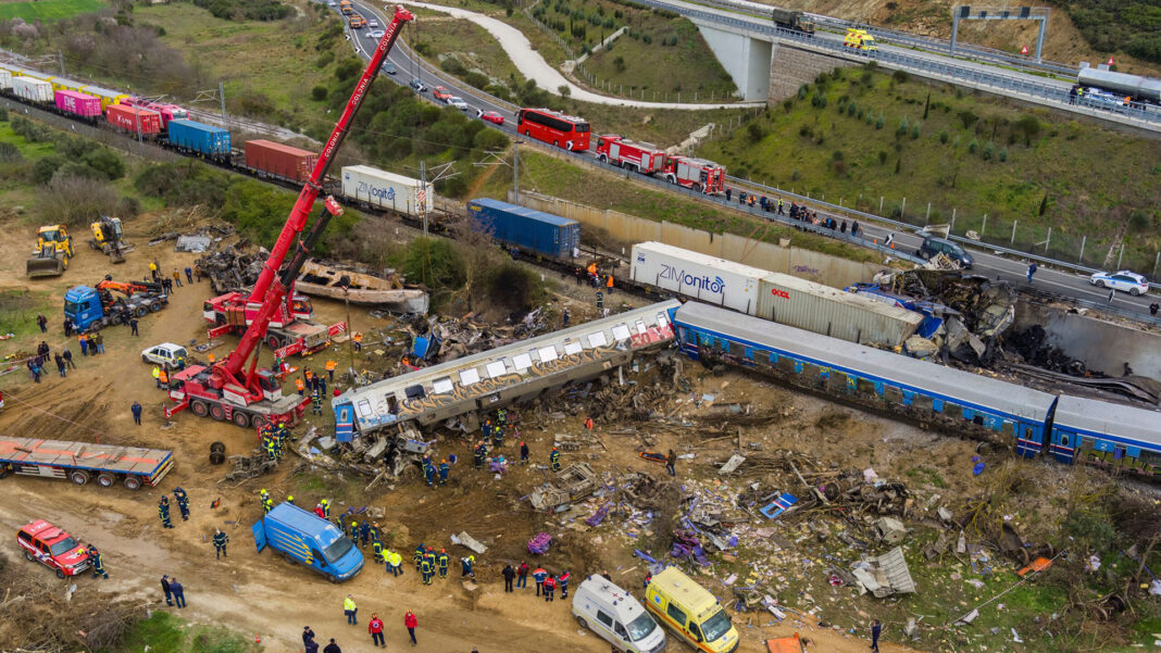 Τέμπη: Όλα τα πορίσματα των κομμάτων – Πού επιρρίπτονται οι ευθύνες