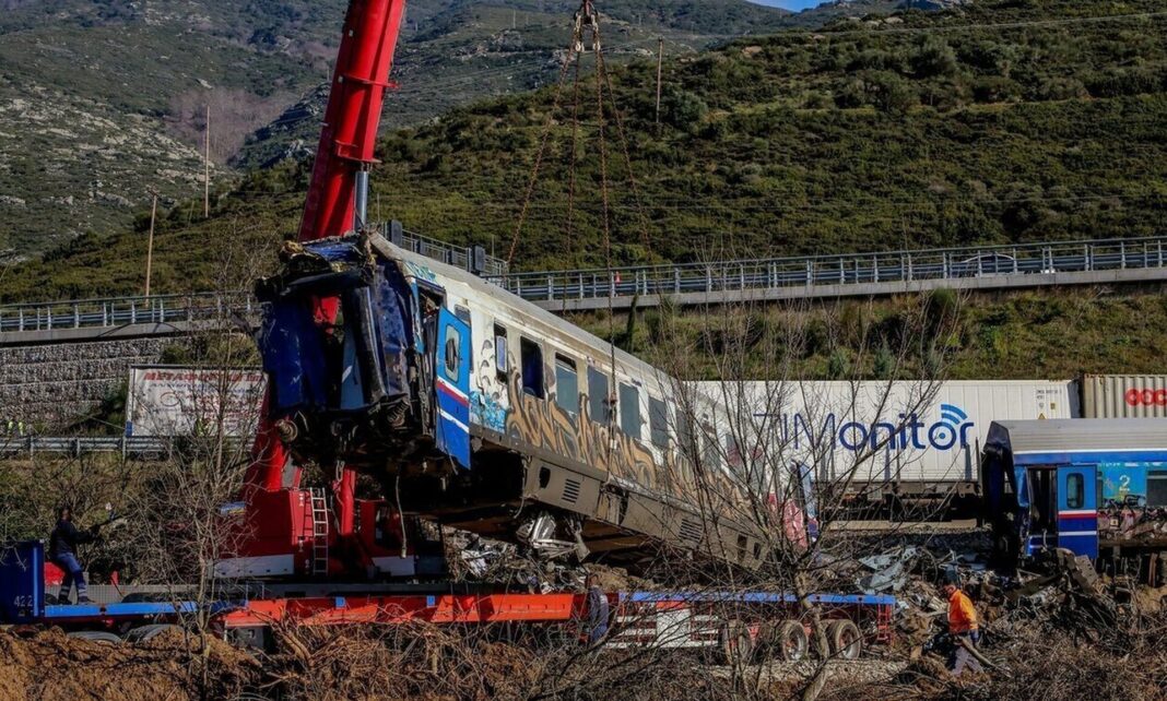 Τέμπη: Δίωξη κατά της Προέδρου της ΡΑΣ και στελεχών της Πυροσβεστικής για το δυστύχημα