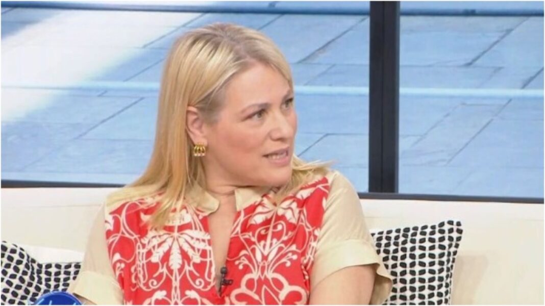 Μαριάννα Τουμασάτου: Είδα παράξενα βλέμματα μεγάλων ανθρώπων να κοιτούν τη 12χρονη κόρη μου