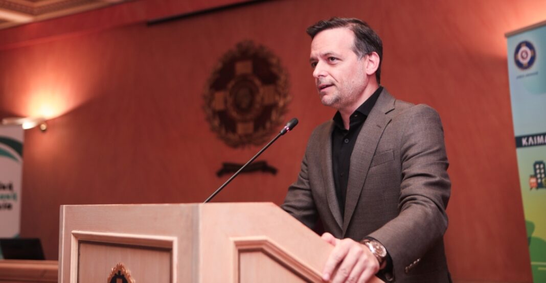 Δήμος Αθηναίων: Αποφασίστηκε η δημιουργία μνημείου για τα θύματα της τραγωδίας στα Τέμπη