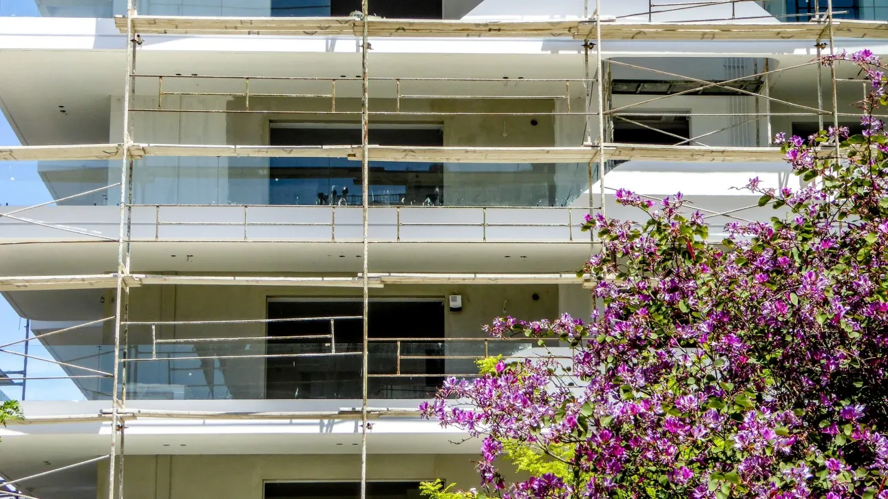 ΕΛΣΤΑΤ: Αύξηση 9,6% στον όγκο της ιδιωτικής οικοδομικής δραστηριότητας τον Φεβρουάριο