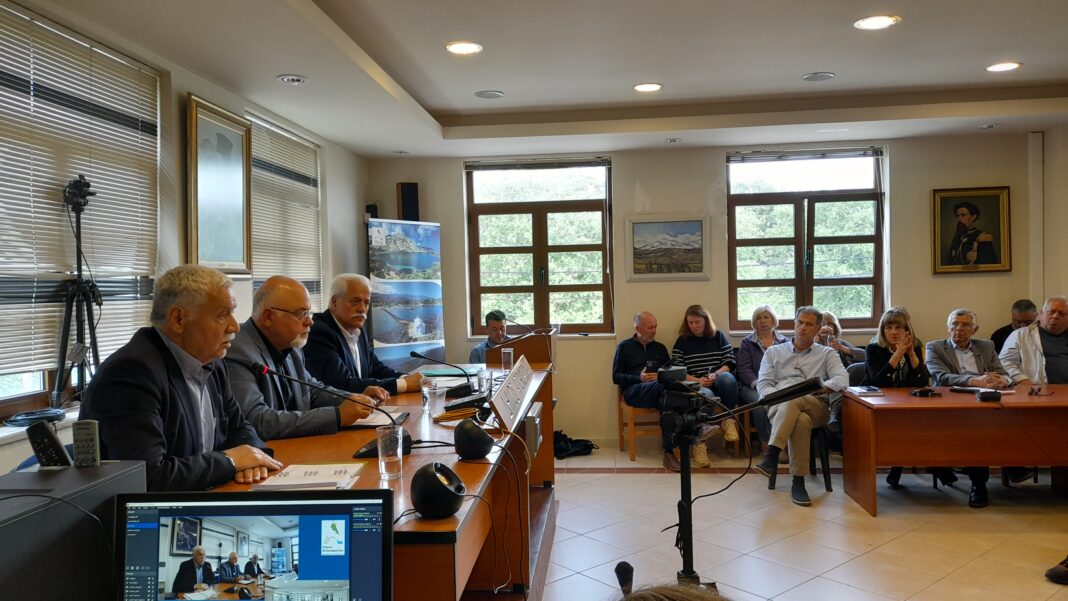 Δήμος Αποκόρωνα: Σύσκεψη Αντιπεριφερειάρχη Περιβάλλοντος για την ΜΠΕ Γραμμής Μεταφοράς 150kV Χανιά-Δαμάστα