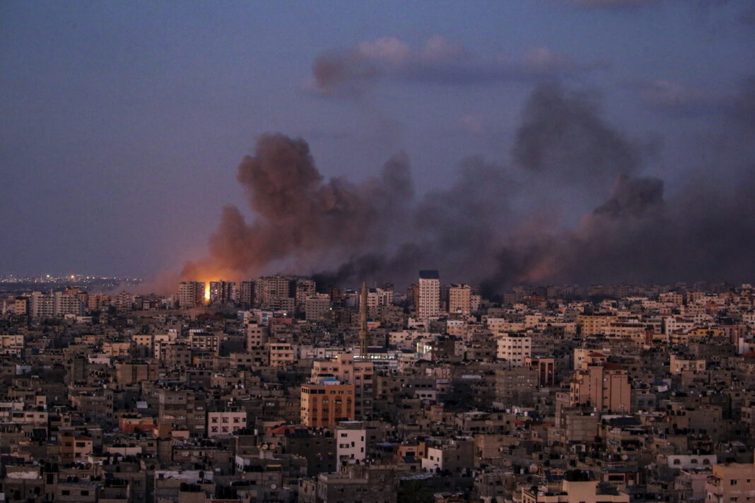 Οι ισραηλινές δυνάμεις βομβαρδίζουν ξανά τη βόρεια Γάζα - Για αδιάκοπο σφυροκόπημα μιλούν οι Παλαιστίνιοι