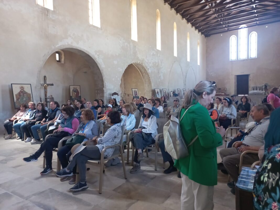 Περισσότεροι από 70 οι συμμετέχοντες στην τρίτη «Χαρτοδιαδρομή … στο Δήμο μας» με επισκέψεις σε Ιστορικά μνημεία που οργανώνει η Αντιδημαρχία Εθελοντισμού