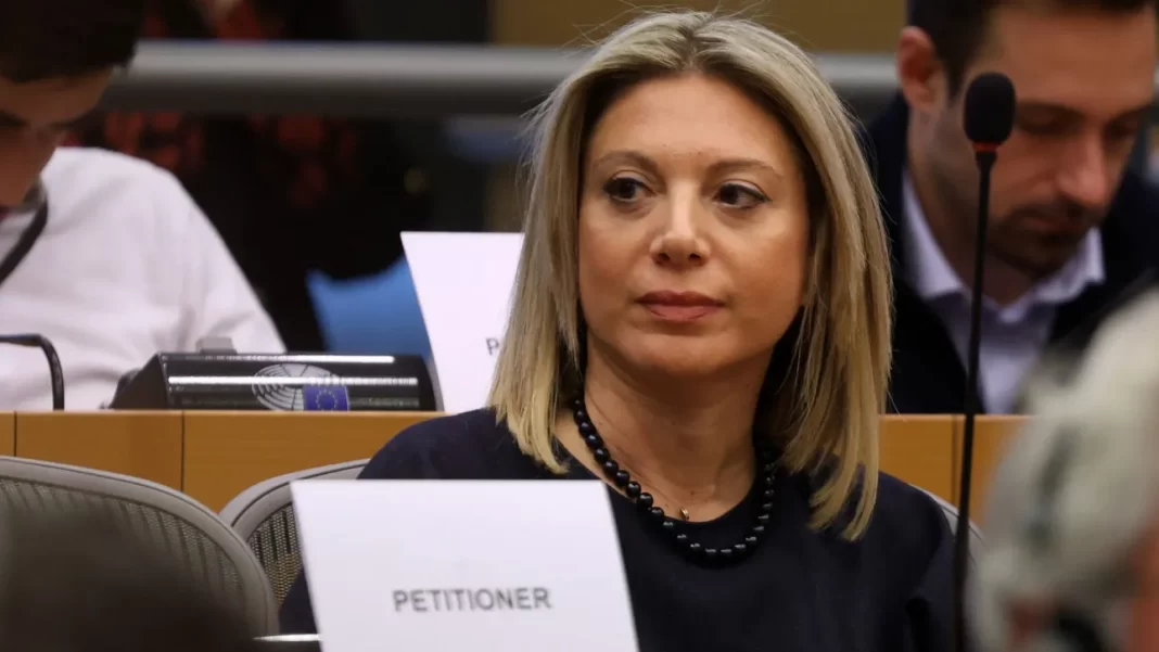 Τέμπη: Διαψεύδει η Εισαγγελέας του Α.Π. Γεωργία Αδειλίνη την Μαρία Καρυστιανού