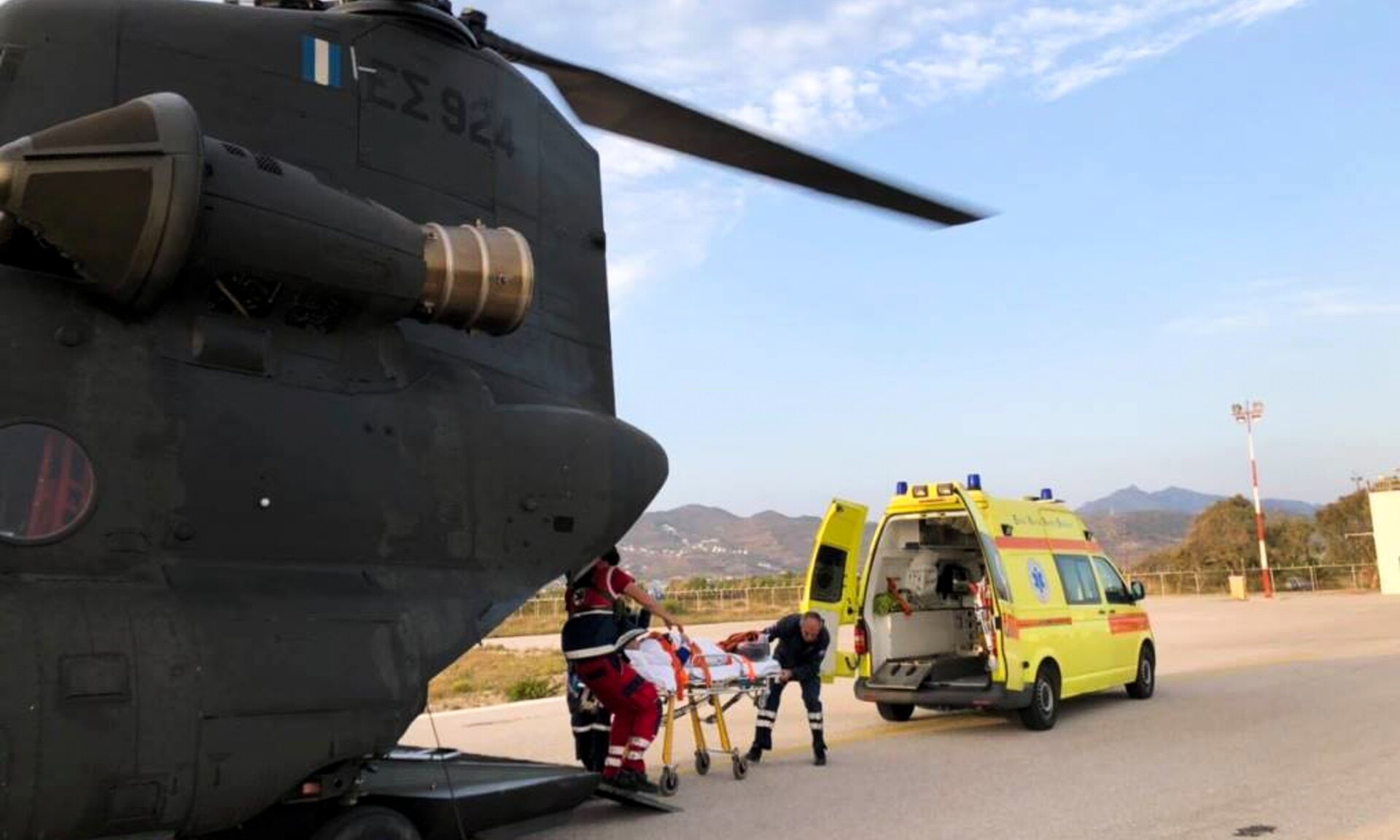 Αεροδιακομιδή βρέφους 40 ημερών στο νοσοκομείο Αγλαΐα Κυριακού