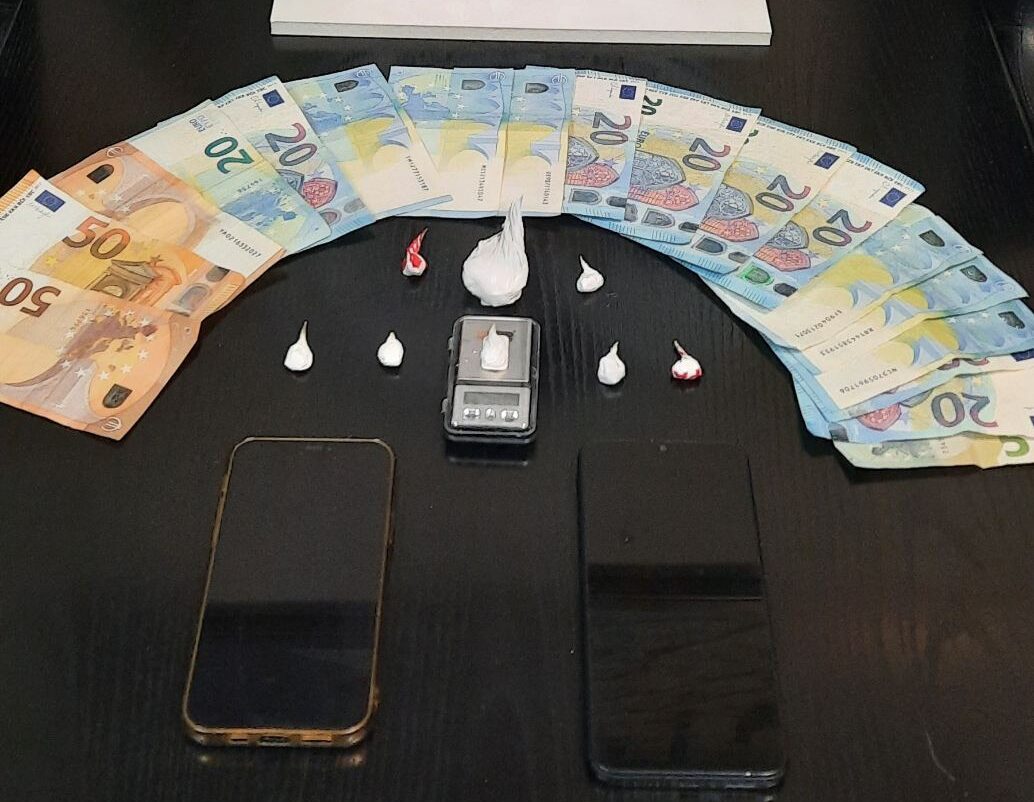 Ηράκλειο: Πώς η κλοπή μοτοσυκλέτας οδήγησε στα ίχνη του διακινητή κοκαΐνης – 3 συλλήψεις