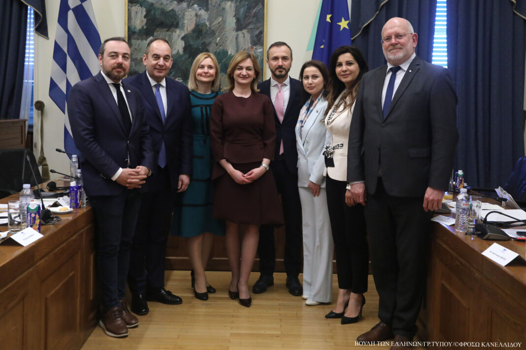 Στην τριμερή συνάντηση αντιπροσωπειών των Επιτροπών Ευρωπαϊκών Υποθέσεων των Κοινοβουλίων Ελλάδας – Ρουμανίας – Μολδαβίας ο Φραγκίσκος Παρασύρης