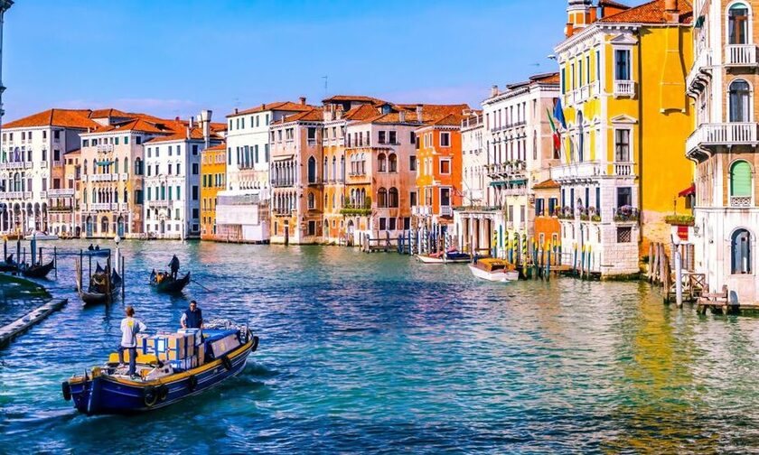 Βενετία: Ξεκινάει η εφαρμογή εισιτηρίου για επίσκεψη στην πόλη – Πόσο θα κοστίζει