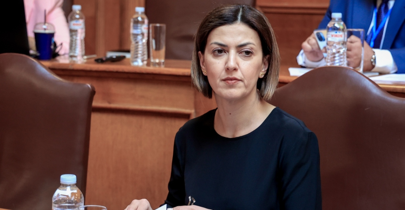 Αγαπηδάκη: Σε 15 ημέρες τα SMS για την πρόληψη καρκίνου της μήτρας – Τον Μάιο ξεκινά και νέο πρόγραμμα δωρεάν εξετάσεων