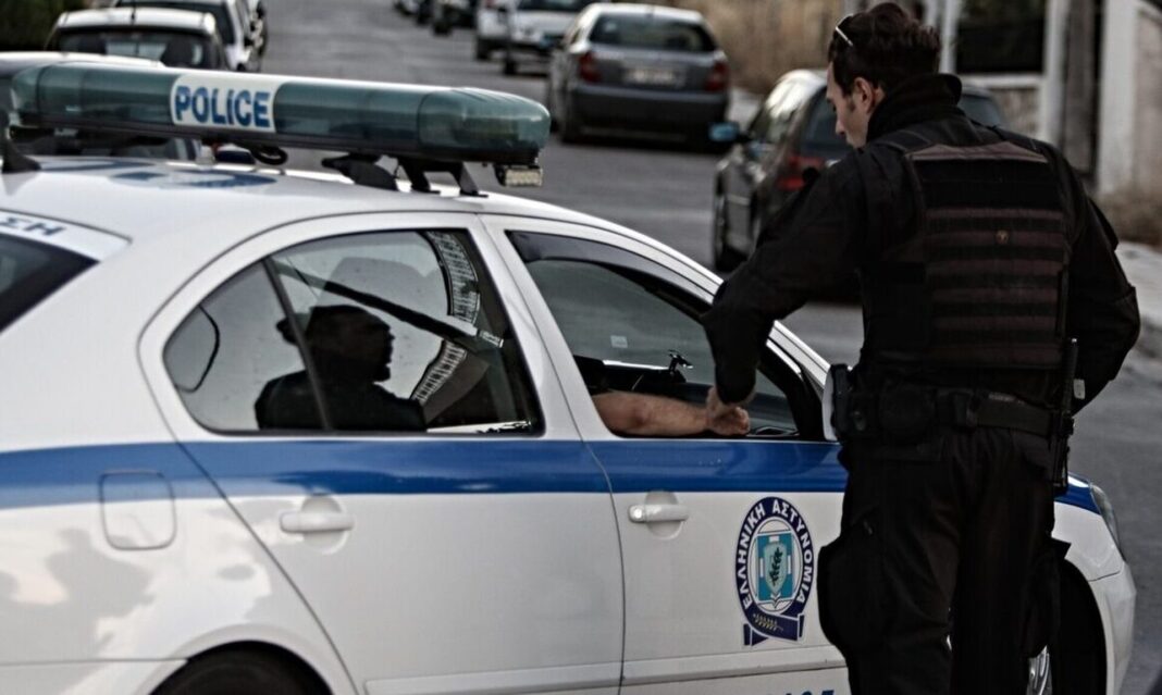 Μαθητές λυκείου ξυλοκόπησαν Αστυνομικό