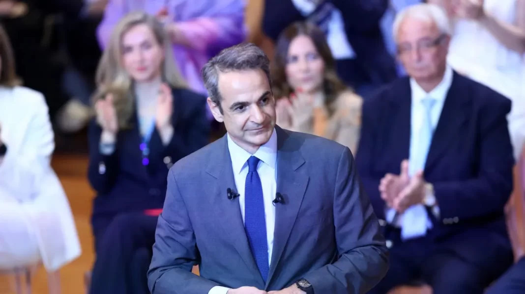 Μητσοτάκης: Στηρίζουμε την μητρότητα χωρίς διακρίσεις – Περίπου 1000 ευρώ για εννέα μήνες