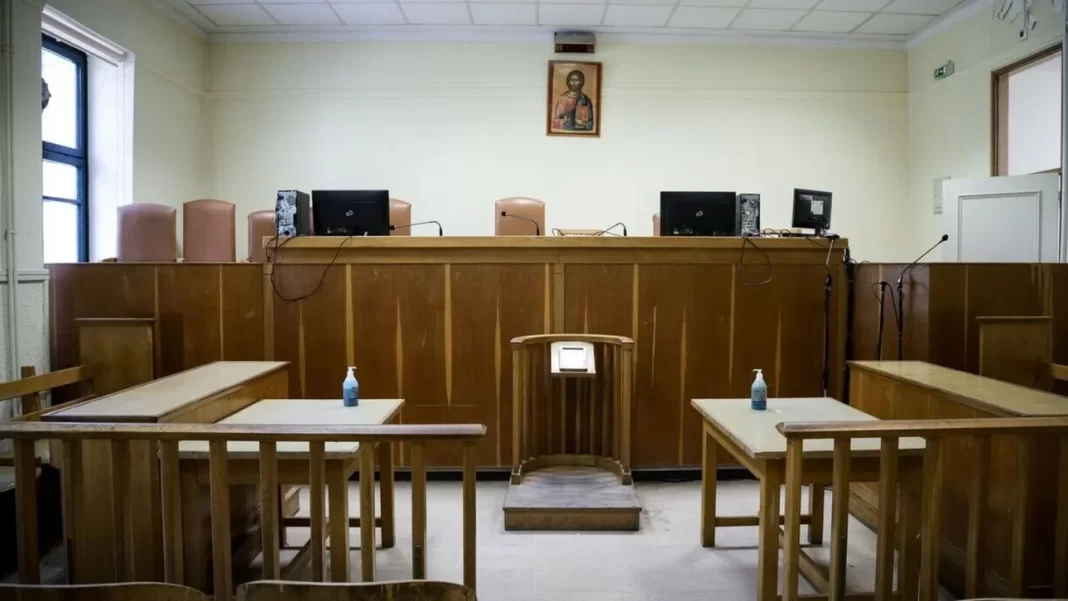 Πέντε χρόνια φυλάκιση στην τέως εισαγγελέα Κέρκυρας για 156 εξαφανισμένες δικογραφίες