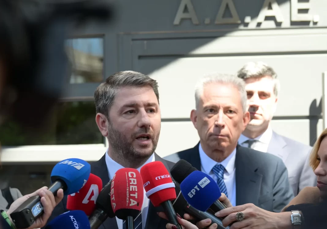 Aνδρουλάκης για υποκλοπές: «Ανοίγει ο δρόμος της αλήθειας και μαζί το κουτί της Πανδώρας για τον Μητσοτάκη» – Τι ζήτησε από τον Ράμμο