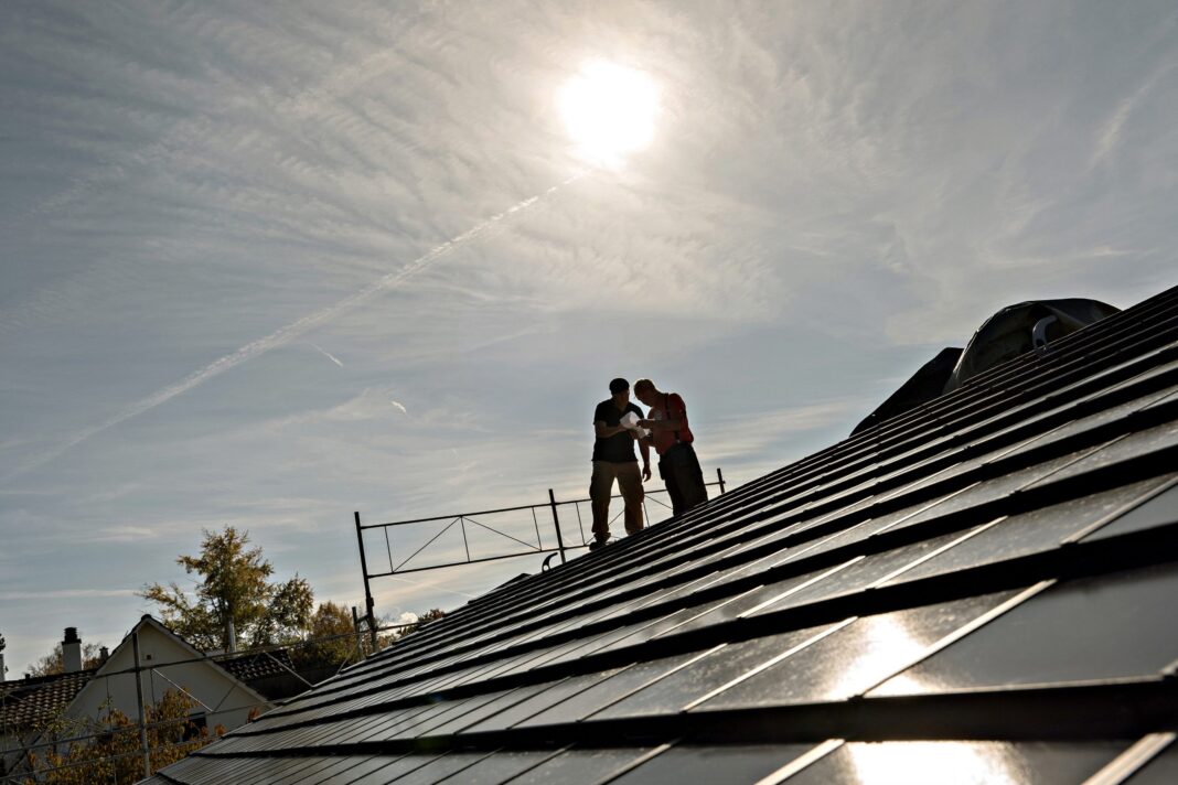 Στο Ταμείο Ανάκαμψης και Ανθεκτικότητας η «Εξοικονόμηση ενέργειας σε επιχειρήσεις – Φωτοβολταϊκά σε επιχειρήσεις»