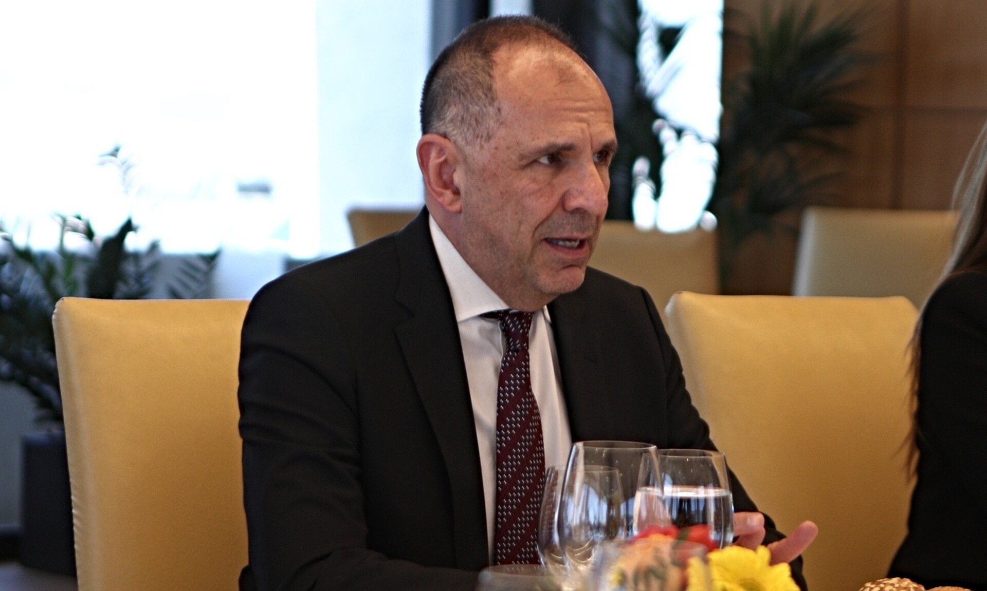 Γεραπετρίτης: «Να εργασθούμε για την υλοποίηση της λύσης των δύο κρατών στη Μέση Ανατολή»