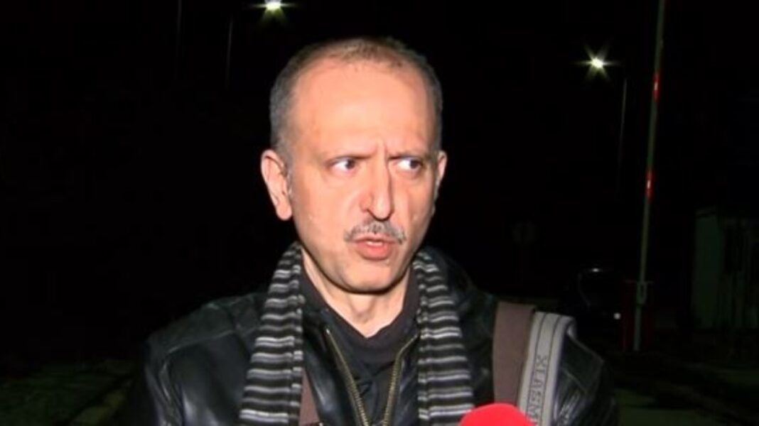 «Πήγα με στολή εξόδου και με χαρακτήρισαν νίντζα, είμαι αθώος» λέει ο καθηγητής που συνελήφθη για παρενόχληση μαθήτριας