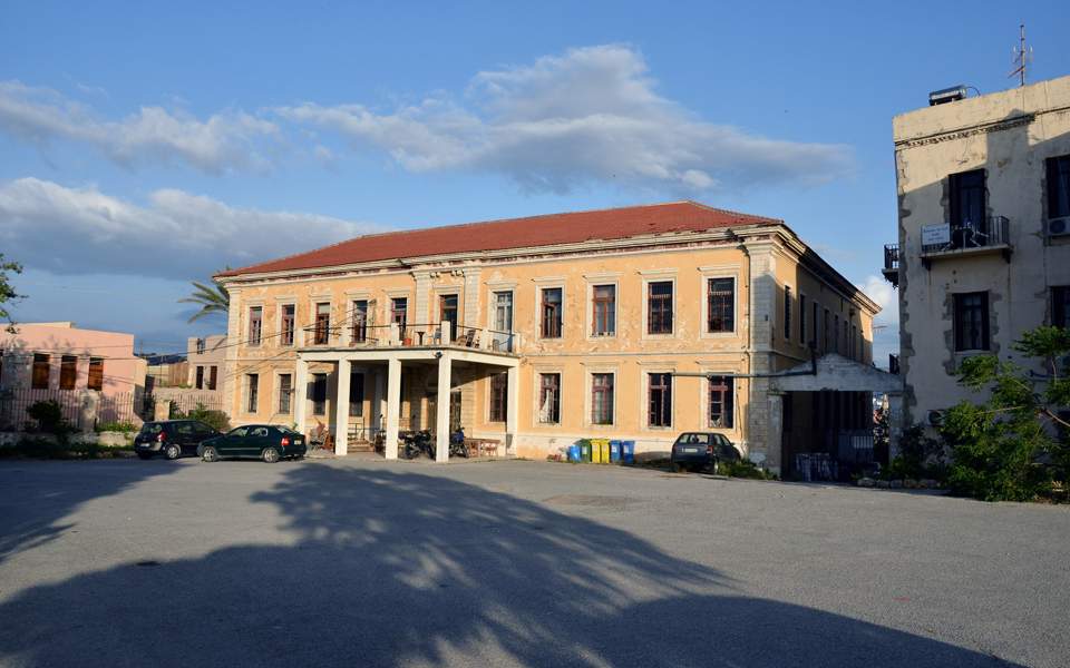 Πρωτοβουλία Πολιτών: Δράσεις ενάντια στην ξενοδοχοποίηση των Μνημείων στο Λόφο Καστέλι